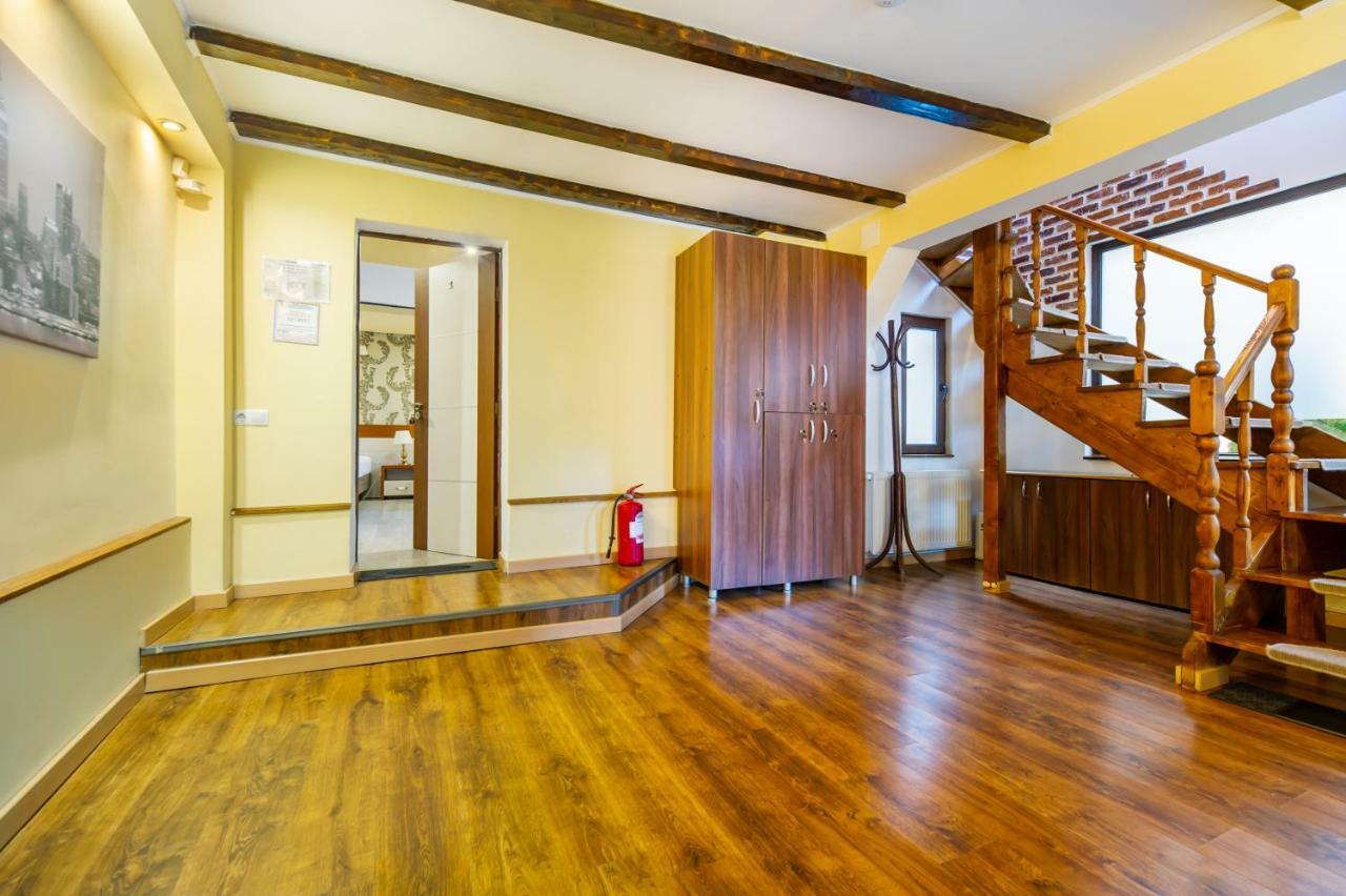 Apartament Casa Ivett Braszów Zewnętrze zdjęcie